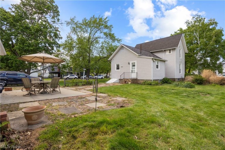 5459 South Street, Vermilion, OH - Photo 3