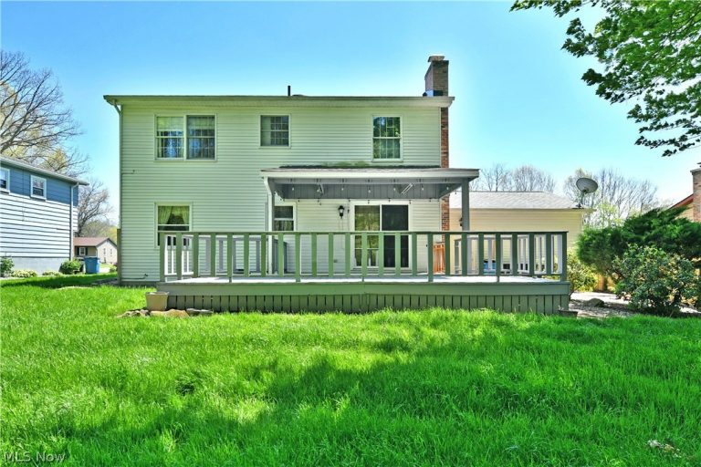 34 Hickory Trace Drive, Girard, OH - Photo 6