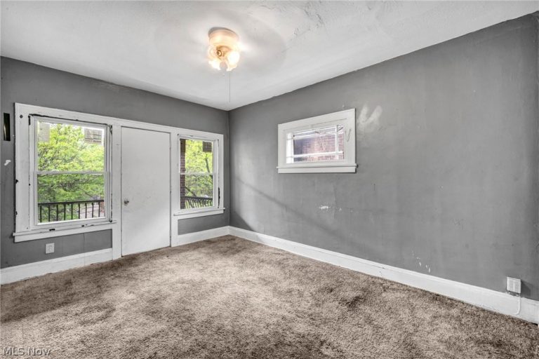 889 143rd Street, Cleveland, OH - Photo 4