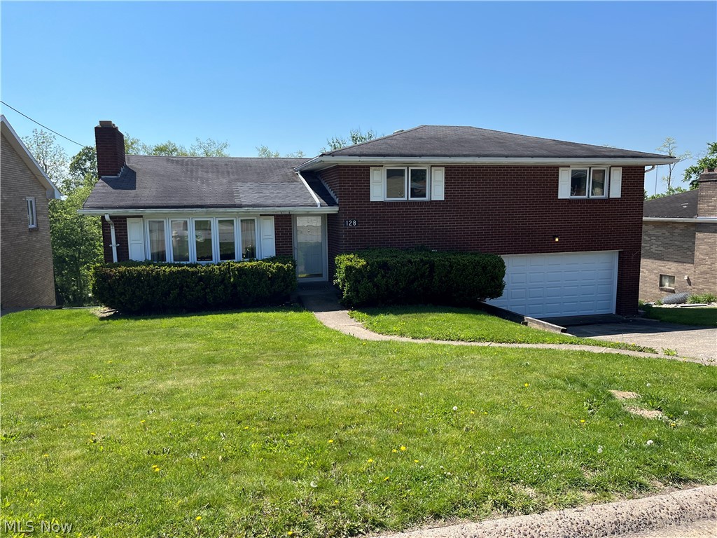 128 Grandview Drive, Wintersville, OH