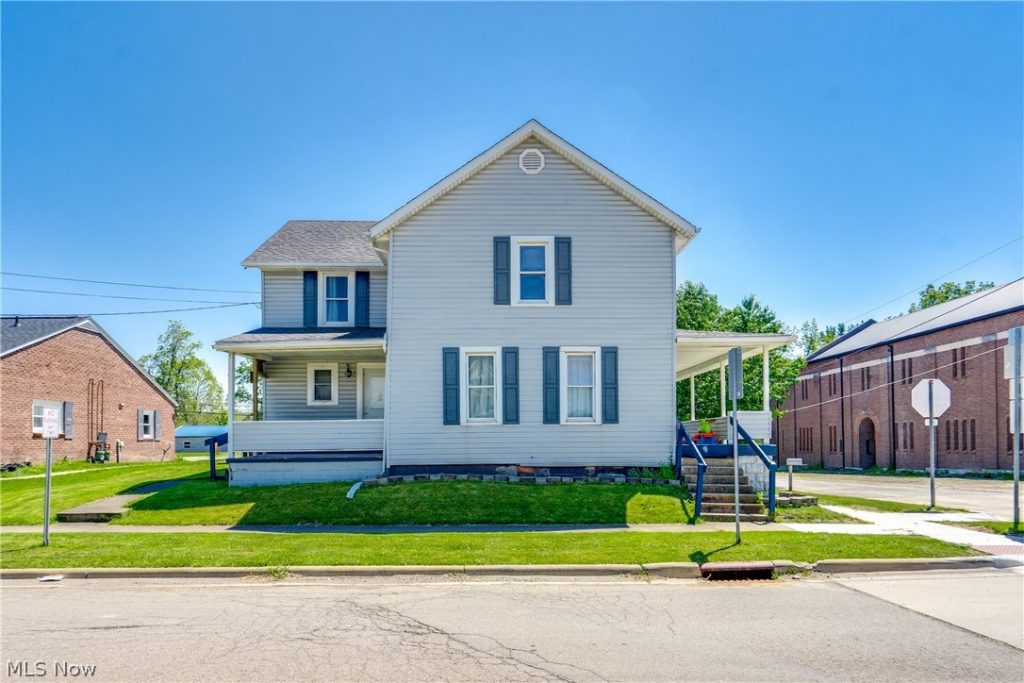 202 Market Street, Shreve, OH