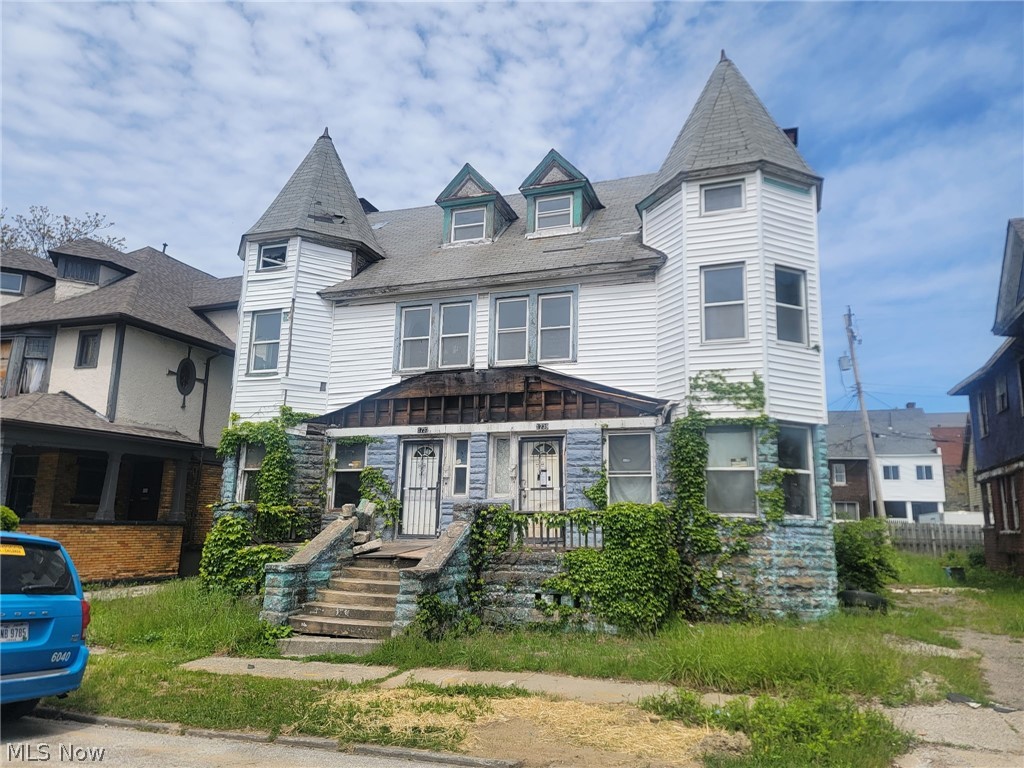 1737 Lakefront Avenue, East Cleveland, OH