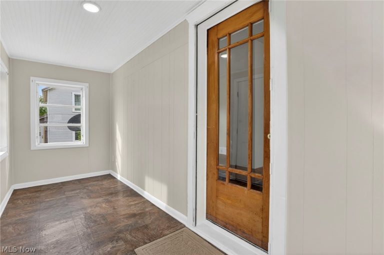 204 Market Street, Somerset, OH - Photo 6