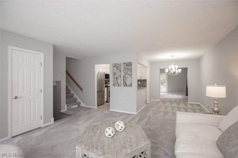 361 Skyview Road, Cleveland, OH - Photo 5