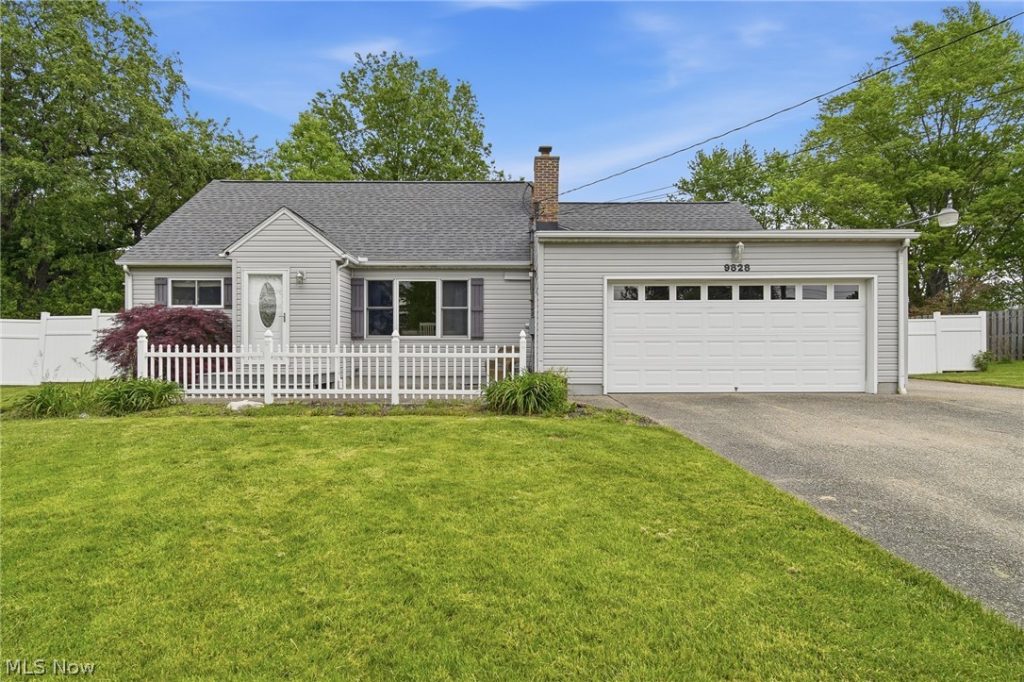 9828 Sunny Lane, Streetsboro, OH