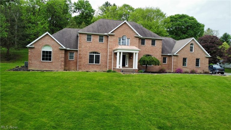 894 Park Boulevard, East Liverpool, OH - Photo 3