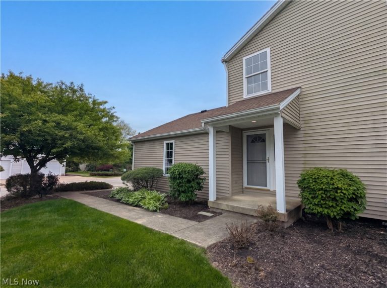 1352 Meadow Run, Copley, OH, 44321