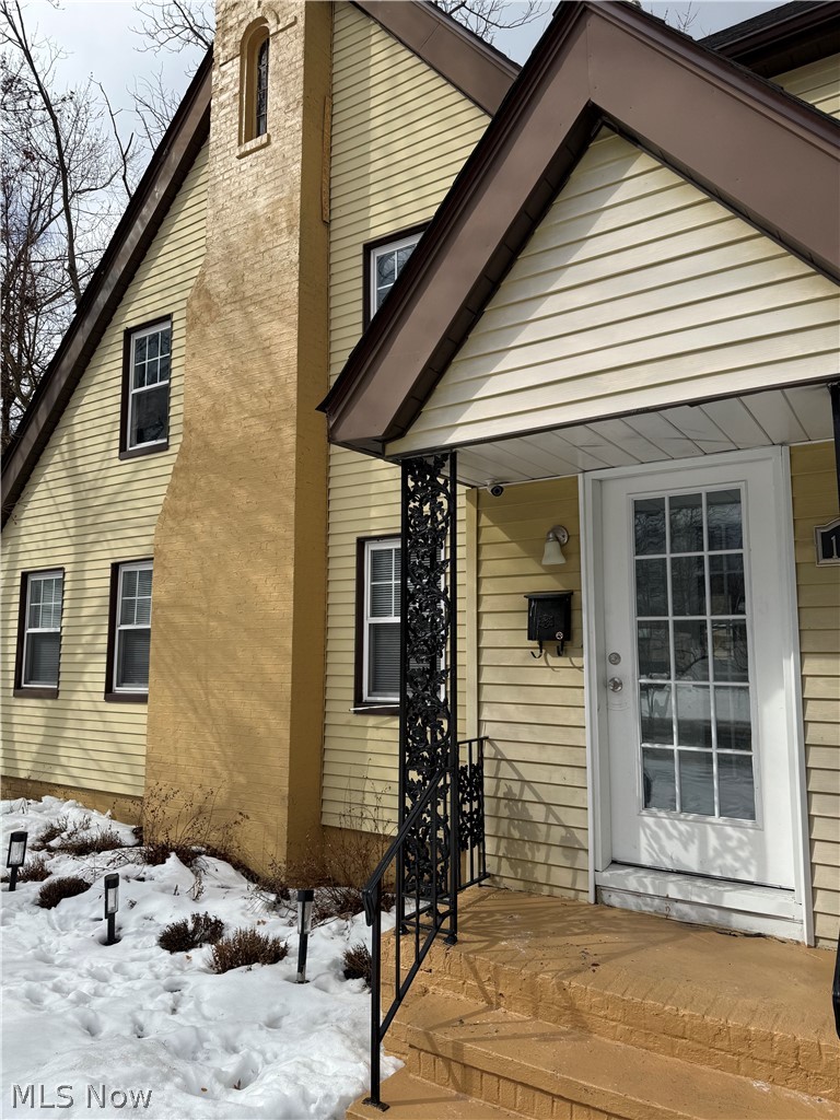 1068 Nela View Road, Cleveland Heights, OH, 44112