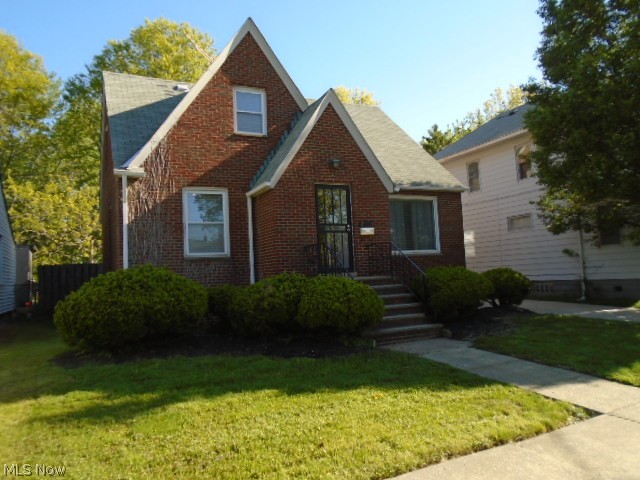 18909 Pawnee Avenue, Cleveland, OH
