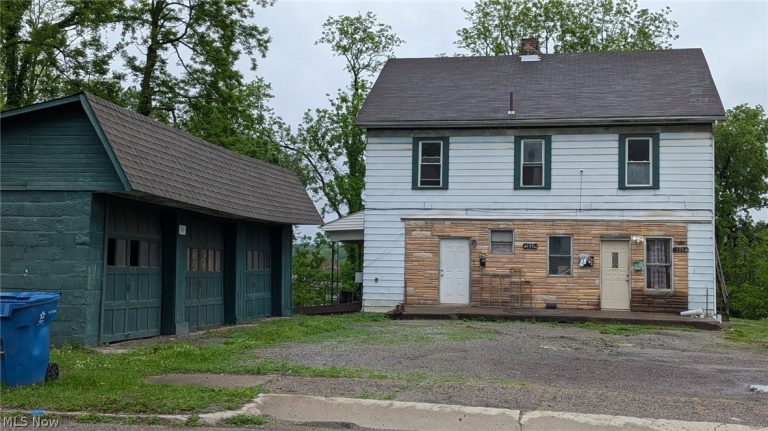 133 Parkway Street, Struthers, OH, 44471