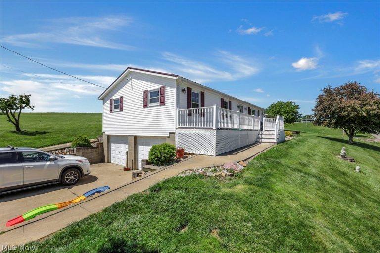 7400 Sweetheart Drive, Zanesville, OH - Photo 4