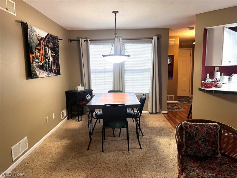 205 Aspen Court #3, Warren, OH - Photo 6