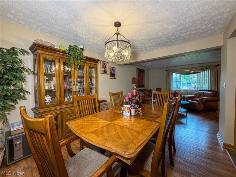 724 Indiana Avenue, McDonald, OH - Photo 5