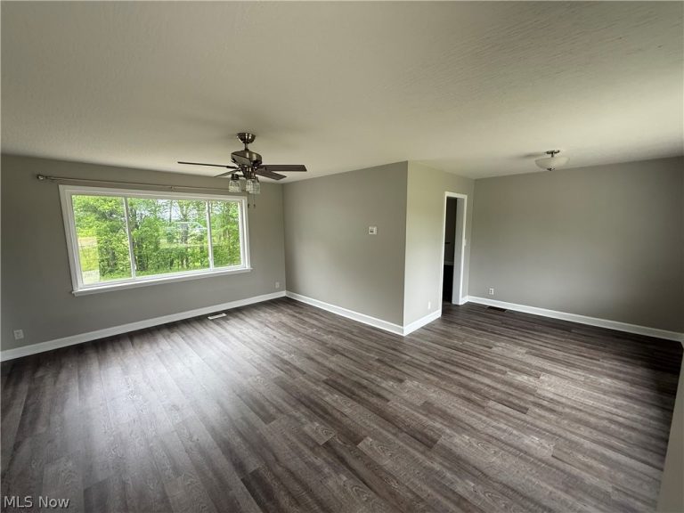 700 Swayne Street, Coshocton, OH - Photo 8