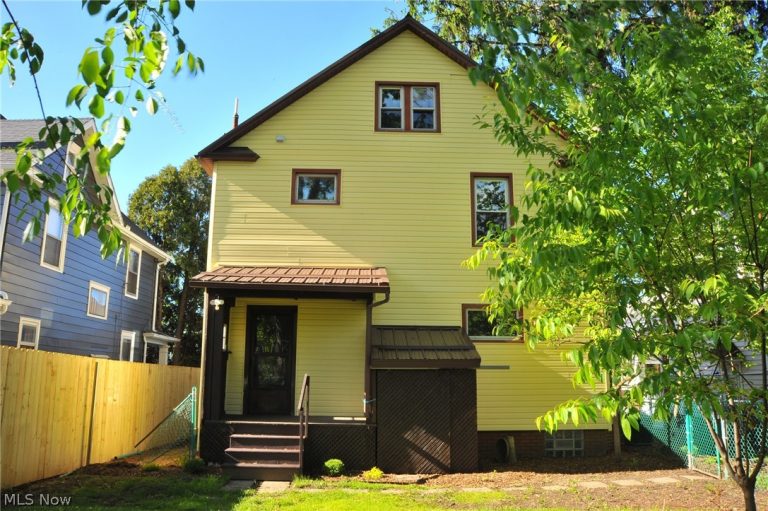 456 Broadway Street, Alliance, OH - Photo 2