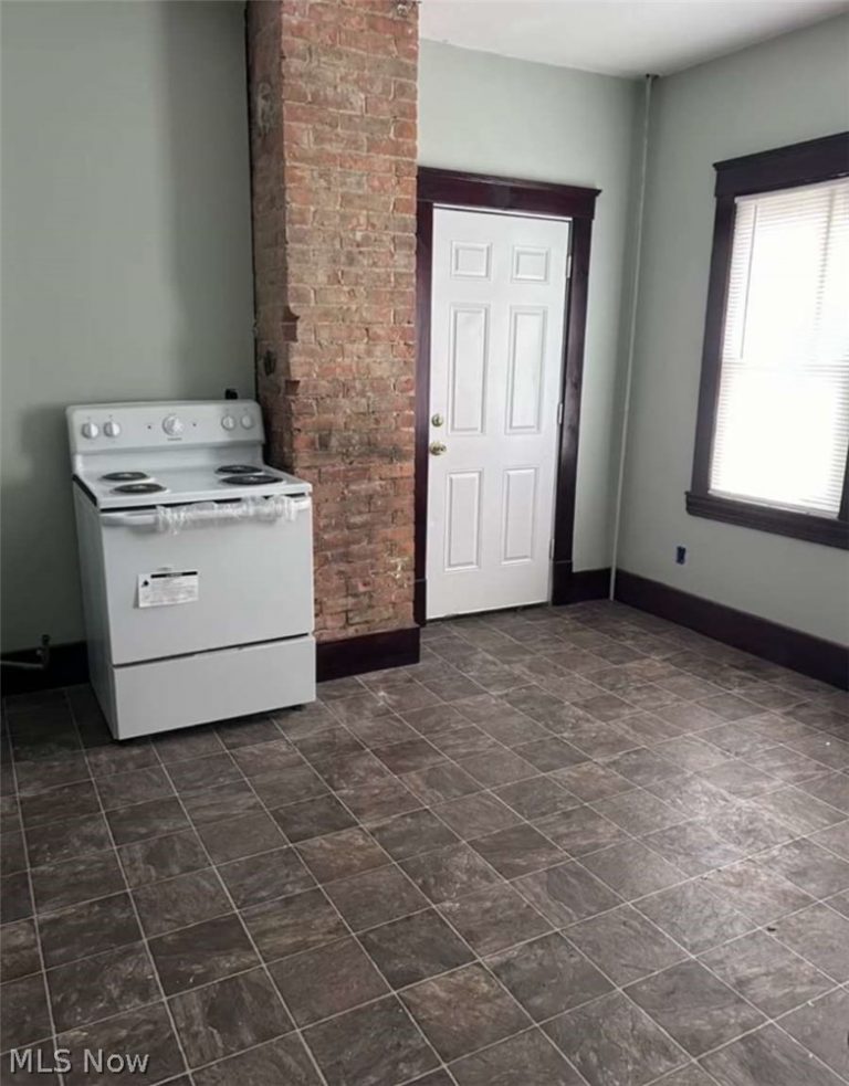 1345 82nd Street, Cleveland, OH - Photo 7