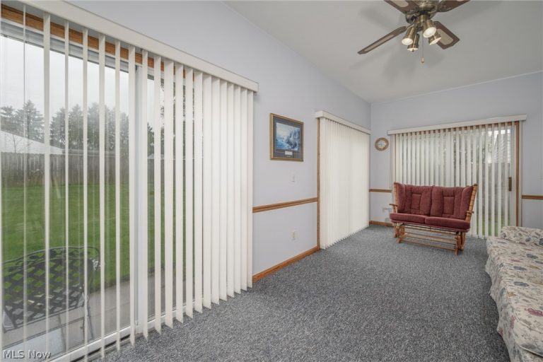 1190 Jeanie J Avenue, Akron, OH - Photo 5