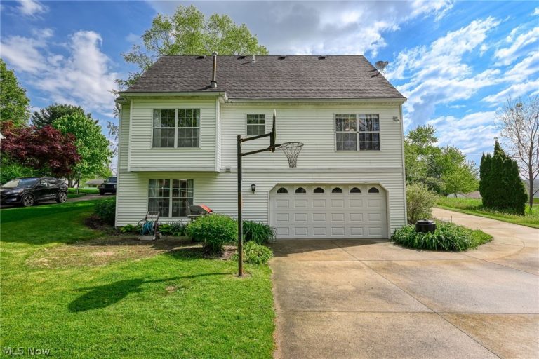 1722 Idlewood Drive, Twinsburg, OH - Photo 6