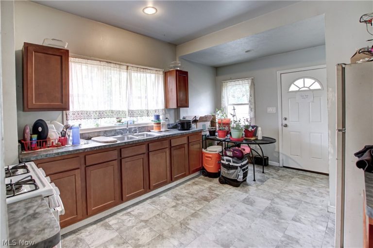 635 115th Street, Cleveland, OH - Photo 6