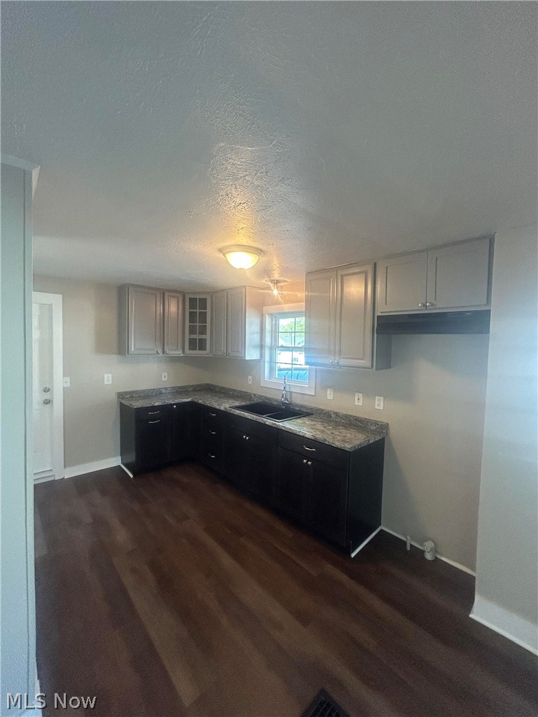 519 Taylor Street, Zanesville, OH - Photo 6