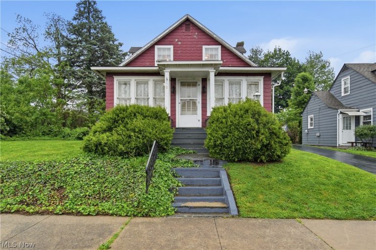 328 Portage Street, North Canton, OH, 44720