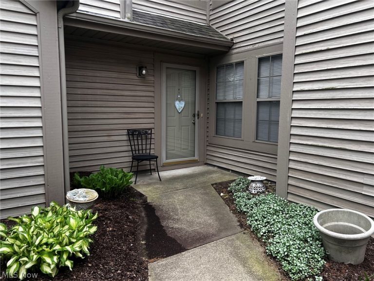205 Aspen Court #3, Warren, OH, 44484