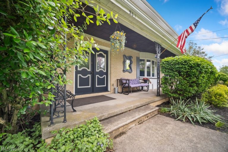 201 Curtis Street, Medina, OH - Photo 6