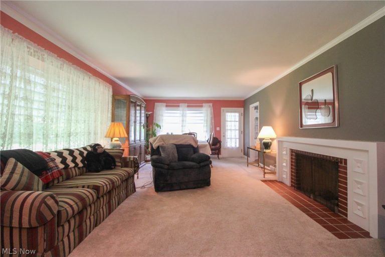 804 Crestview Drive, Boardman, OH - Photo 8