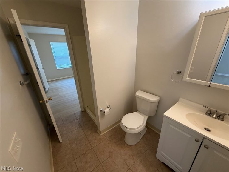 3773 Thurgood Avenue, Cleveland, OH - Photo 8
