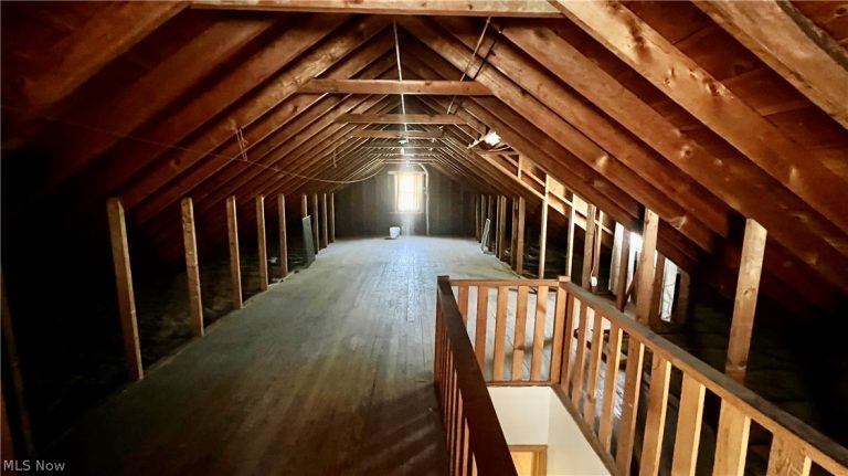 528 Harding Road, Zanesville, OH - Photo 5