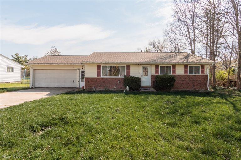 19157 Howe Road, Strongsville, OH, 44136