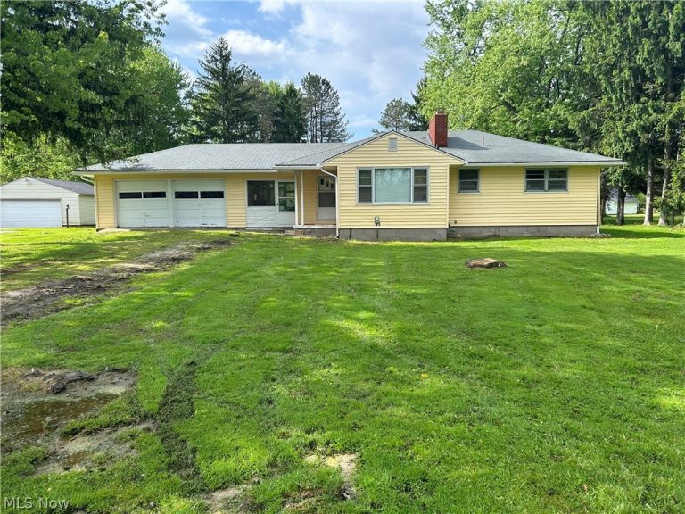 151 Durst Drive, Warren, OH, 44483