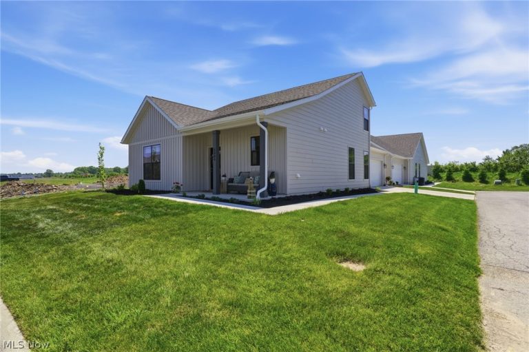 5009 Coventry Circle, Huron, OH - Photo 2