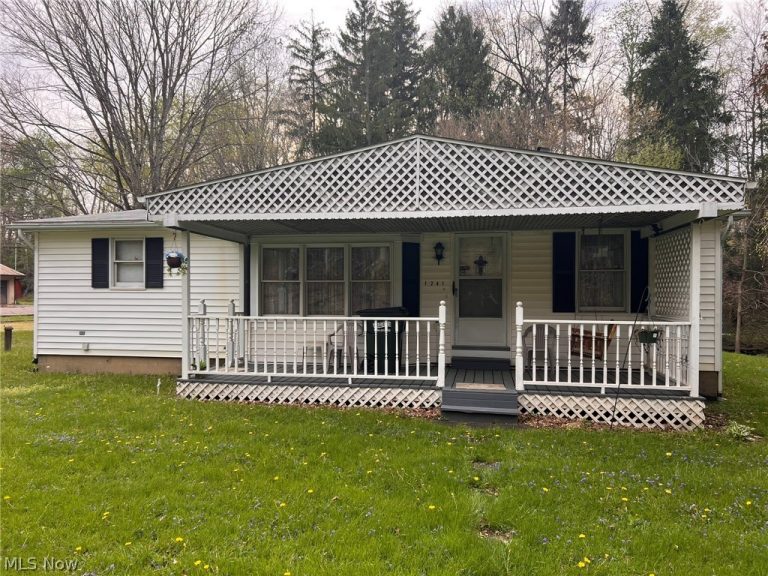 1241 Bison Street, Massillon, OH, 44647