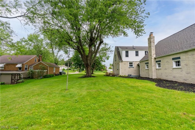 2607 Lakeside Avenue, Canton, OH - Photo 6