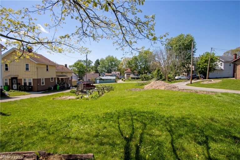 Beall Avenue, Wooster, OH - Photo 4