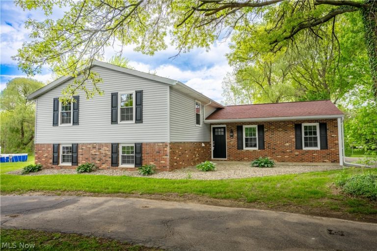 6518 Lorraine Avenue, Massillon, OH, 44646