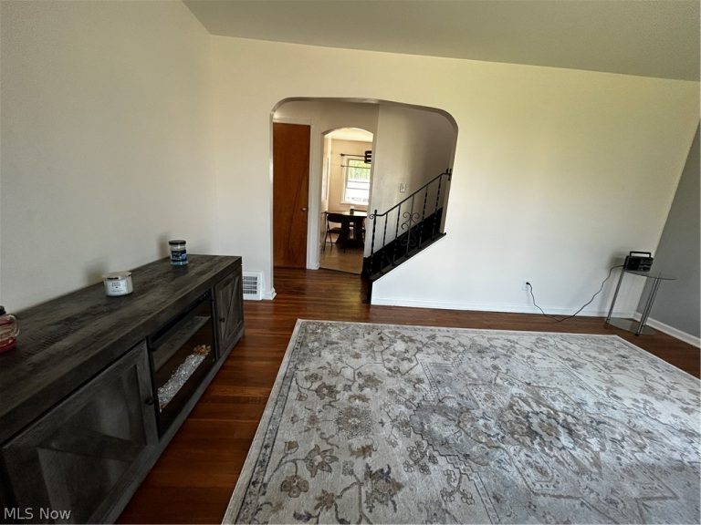 4311 Longwood Avenue, Parma, OH - Photo 8