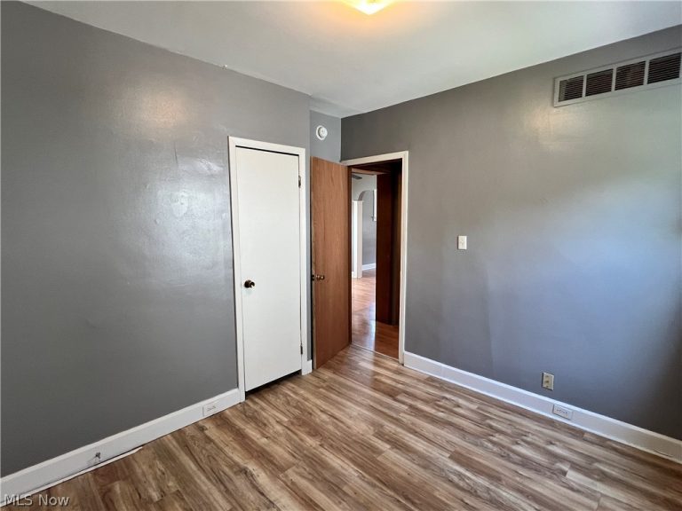 4385 50th Street, Cleveland, OH - Photo 5
