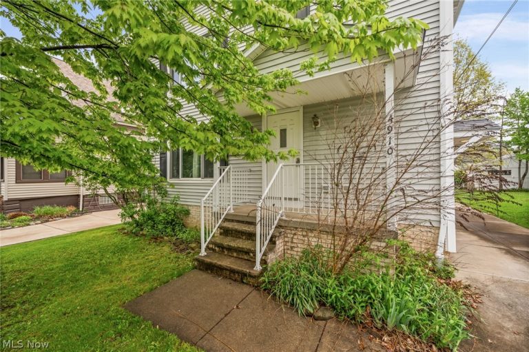 4910 & 4912 Yorkshire Avenue, Parma, OH - Photo 6