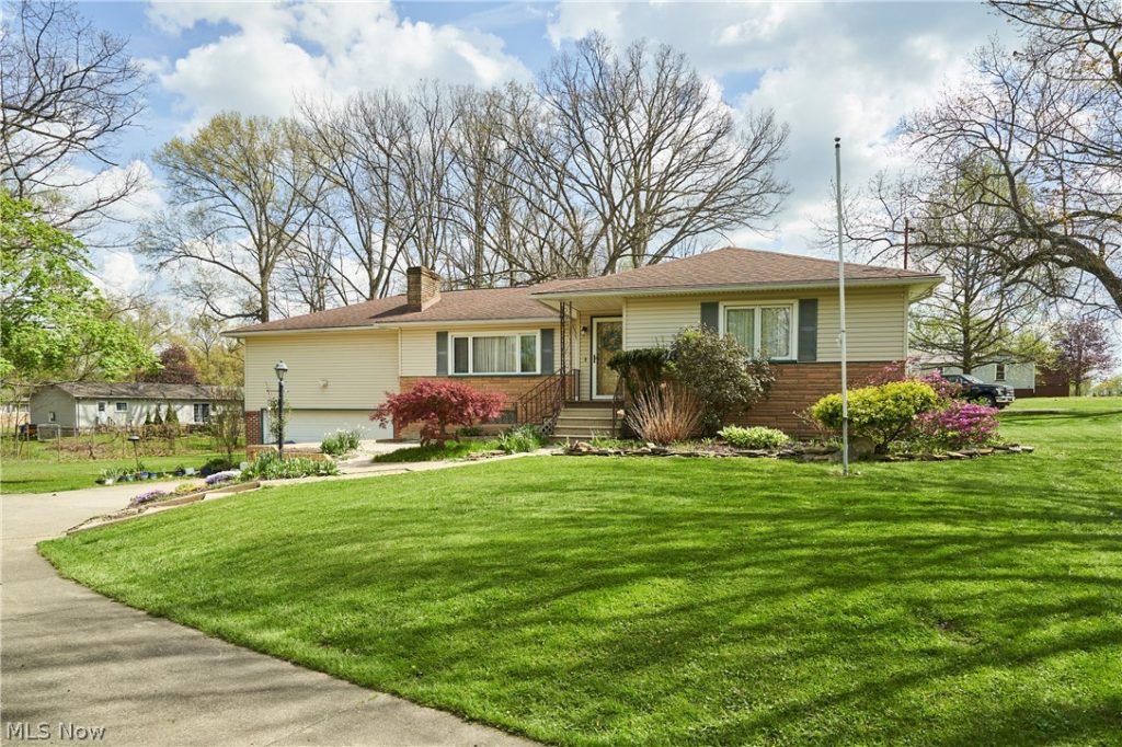 1103 Owsley Road, McDonald, OH