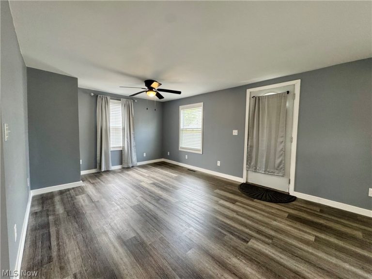 2310 Harmon Street, Canton, OH - Photo 5