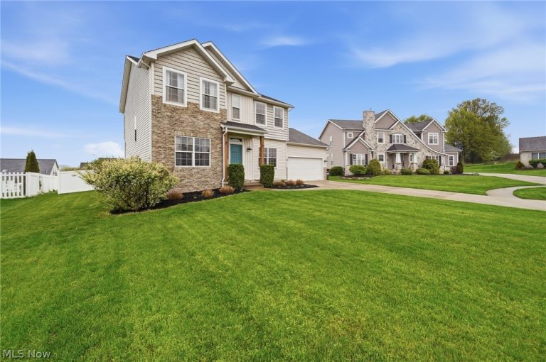 12225 Titano Circle, Uniontown, OH - Photo 2