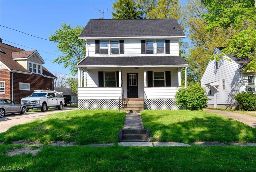 2899 Northland Street, Cuyahoga Falls, OH