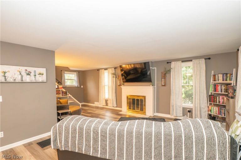 160 Everhard Road, North Canton, OH - Photo 4