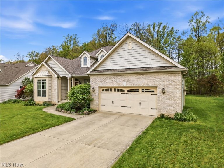12355 Summerwood Drive, Concord Twp, OH - Photo 2