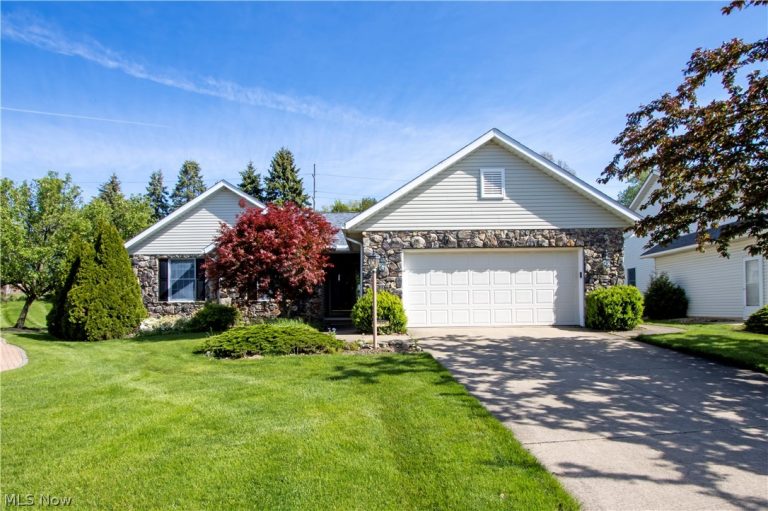 738 Danberry Drive, Wooster, OH - Photo 2
