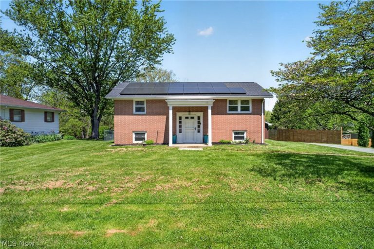 3005 46th Street, Canton, OH - Photo 2