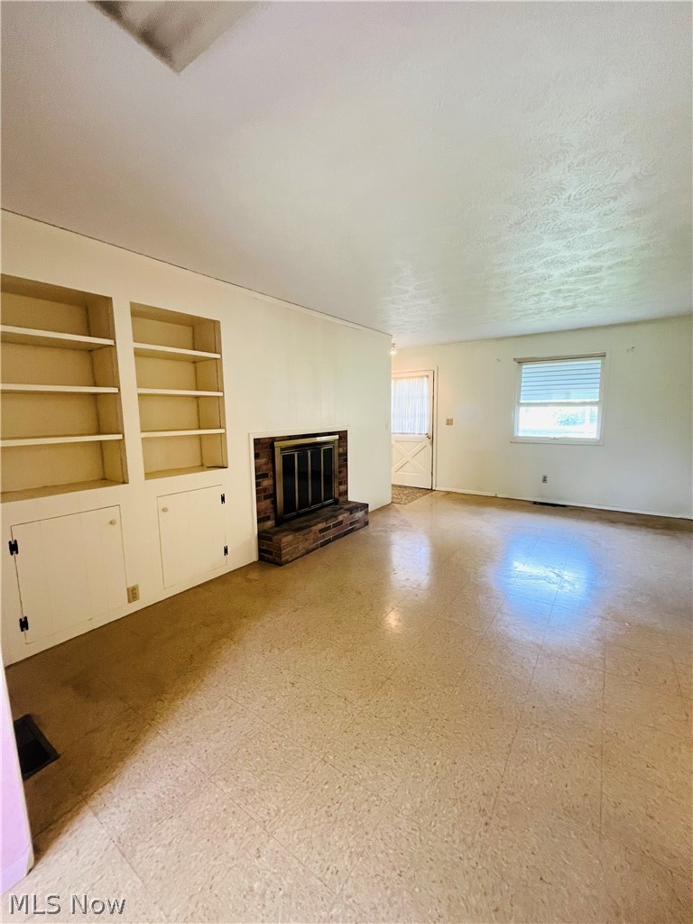 723 Trotter Lane, Berea, OH - Photo 5