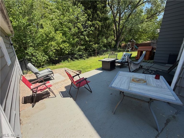 151 Pine Street, Leetonia, OH - Photo 8